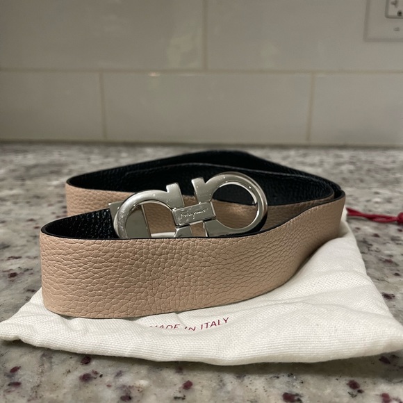 Salvatore Ferragamo Accessories - Salvatore Ferragamo reversible belt